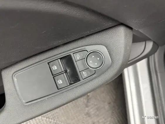 RENAULT CLIO V - voiture d'occasion - Photo 25