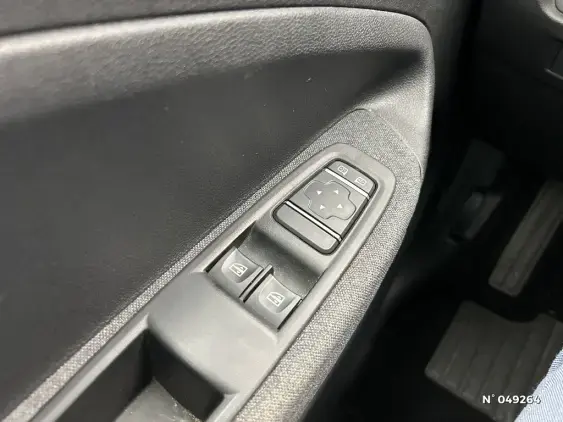 RENAULT ZOE - voiture d'occasion - Photo 28