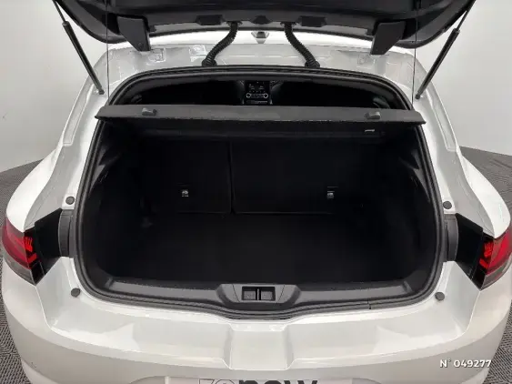 RENAULT MEGANE IV - voiture d'occasion - Photo 7