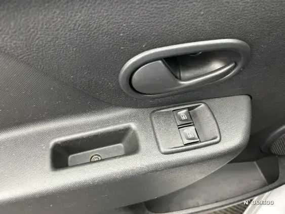 DACIA SANDERO II - voiture d'occasion - Photo 26