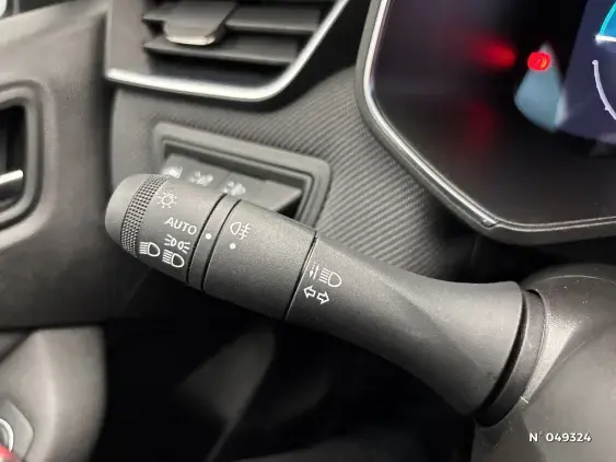 RENAULT CLIO V - voiture d'occasion - Photo 27