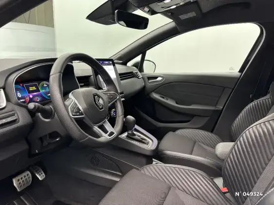 RENAULT CLIO V - voiture d'occasion - Photo 31