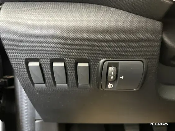 RENAULT TWINGO III - voiture d'occasion - Photo 14