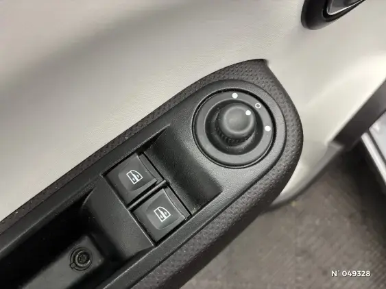 RENAULT TWINGO III - voiture d'occasion - Photo 14