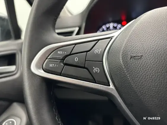 RENAULT CLIO V - voiture d'occasion - Photo 24