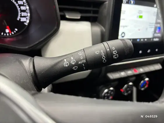 RENAULT CLIO V - voiture d'occasion - Photo 26