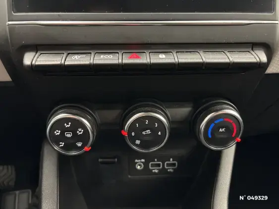 RENAULT CLIO V - voiture d'occasion - Photo 28