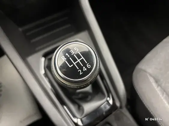 RENAULT CLIO V - voiture d'occasion - Photo 25