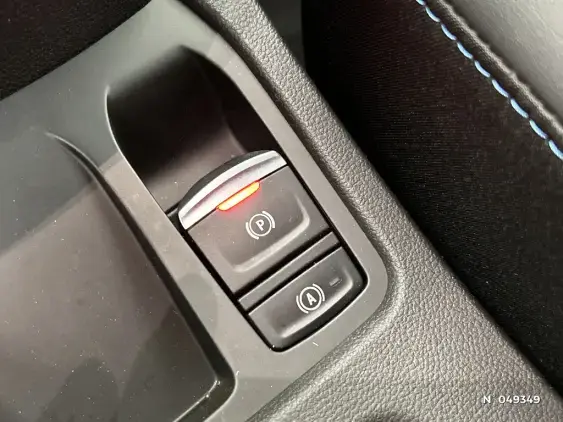 RENAULT CLIO V - voiture d'occasion - Photo 26