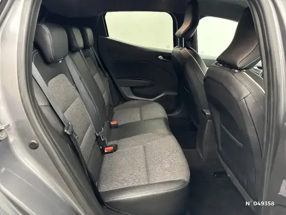 RENAULT CLIO V - voiture d'occasion - Photo 11