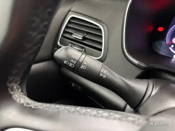 RENAULT MEGANE IV - voiture d'occasion - Photo 27