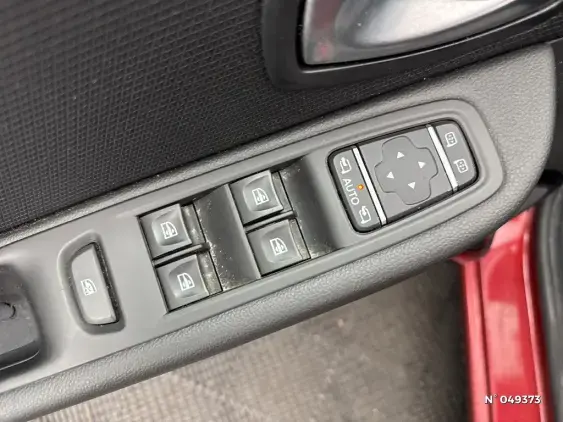 RENAULT CLIO IV - voiture d'occasion - Photo 15