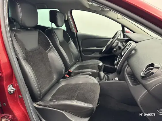 RENAULT CLIO IV - voiture d'occasion - Photo 10