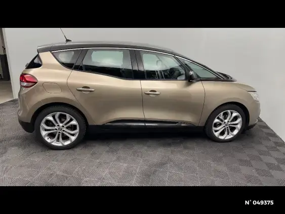 RENAULT SCENIC IV - voiture d'occasion - Photo 5