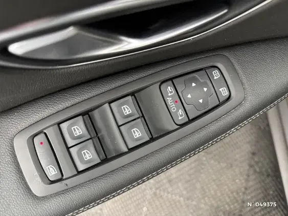 RENAULT SCENIC IV - voiture d'occasion - Photo 15