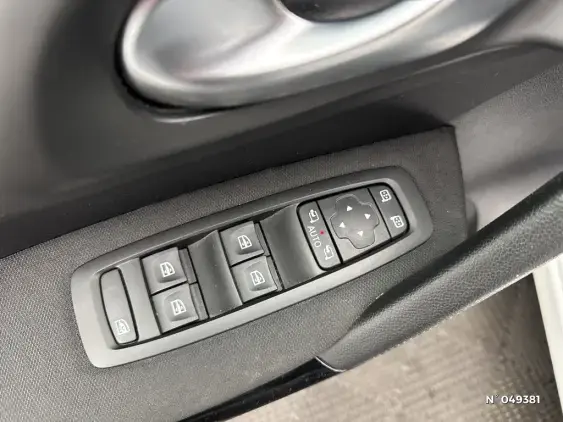 RENAULT KADJAR - voiture d'occasion - Photo 26