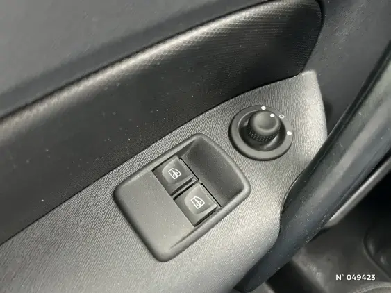 RENAULT KANGOO EXPRESS II - voiture d'occasion - Photo 22