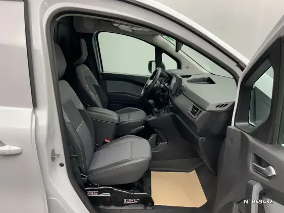 RENAULT KANGOO III - voiture d'occasion - Photo 9