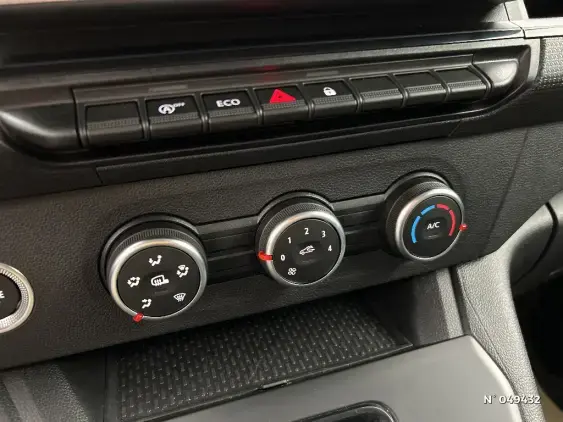 RENAULT KANGOO III - voiture d'occasion - Photo 24