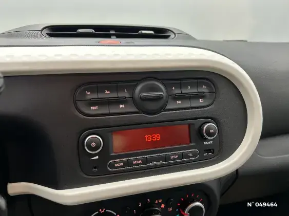 RENAULT TWINGO III - voiture d'occasion - Photo 13