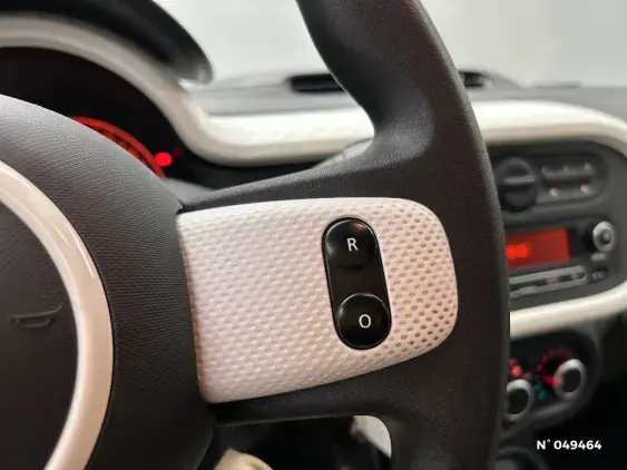 RENAULT TWINGO III - voiture d'occasion - Photo 26