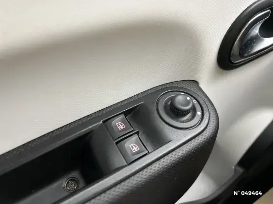 RENAULT TWINGO III - voiture d'occasion - Photo 27