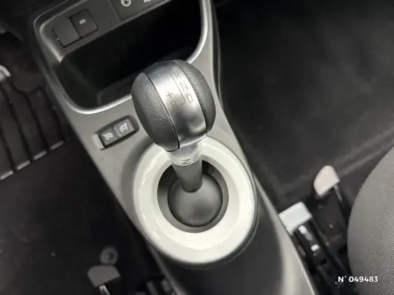 RENAULT TWINGO ELECTRIQUE III - voiture d'occasion - Photo 26