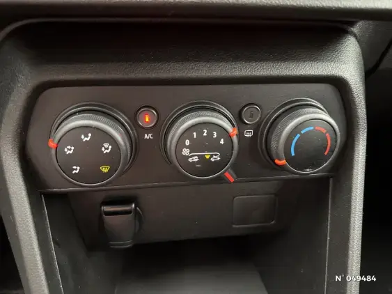 DACIA SANDERO III - voiture d'occasion - Photo 30