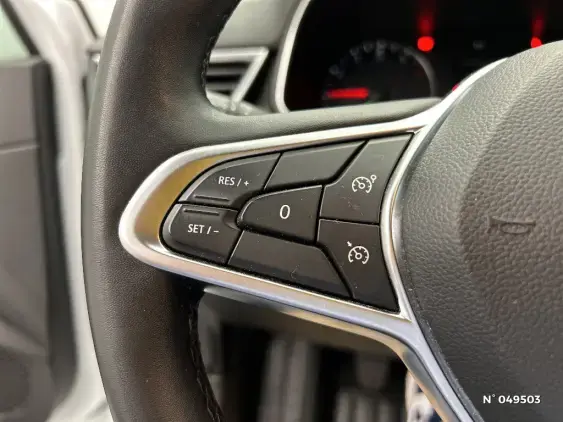 RENAULT CLIO V - voiture d'occasion - Photo 26
