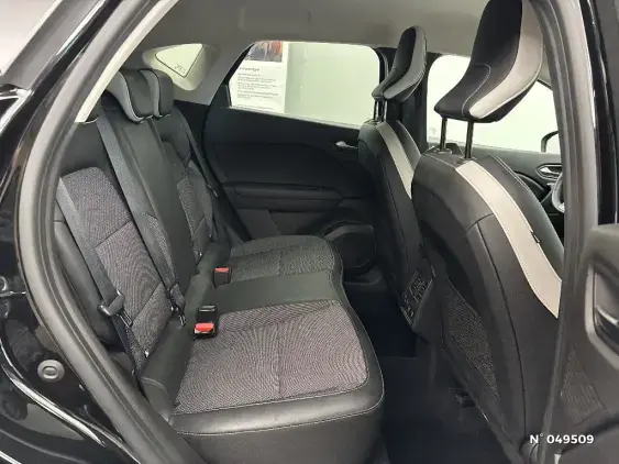 RENAULT CAPTUR II - voiture d'occasion - Photo 11