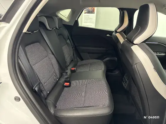 RENAULT CAPTUR II - voiture d'occasion - Photo 11