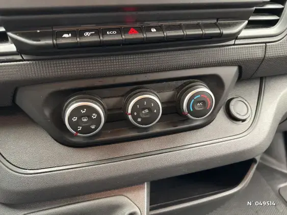 RENAULT TRAFIC FG III - voiture d'occasion - Photo 27
