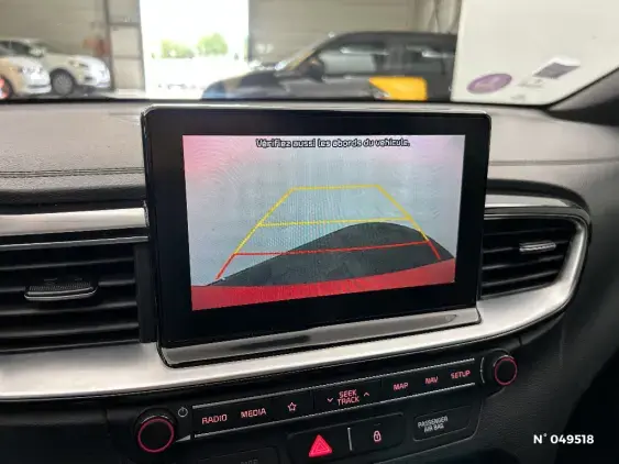 KIA CEED III - voiture d'occasion - Photo 14