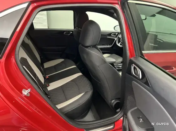 KIA CEED III - voiture d'occasion - Photo 11