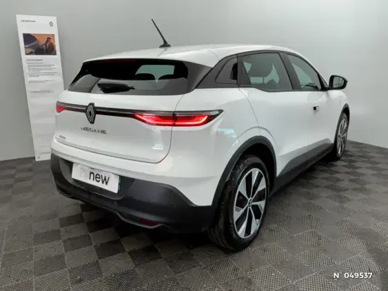 RENAULT MEGANE V - voiture d'occasion - Photo 4