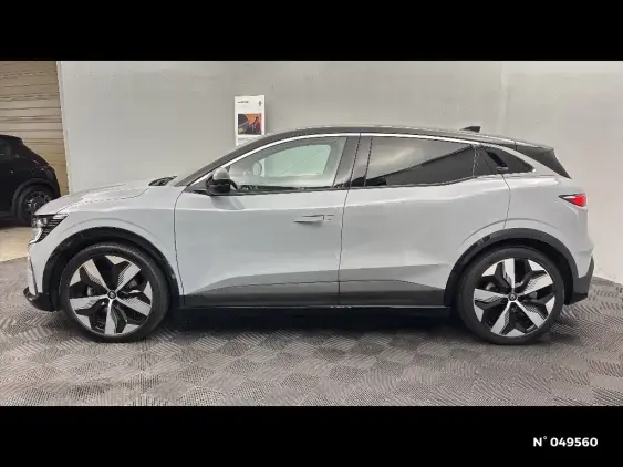 RENAULT MEGANE V - voiture d'occasion - Photo 2