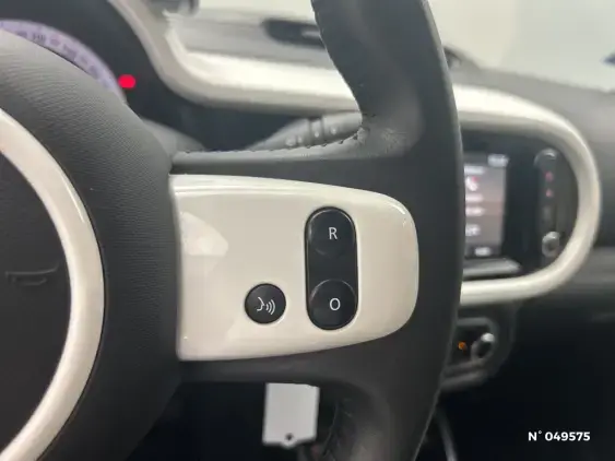 RENAULT TWINGO III - voiture d'occasion - Photo 24