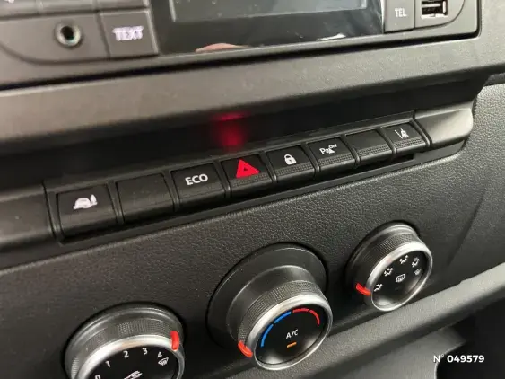 RENAULT MASTER III - voiture d'occasion - Photo 23