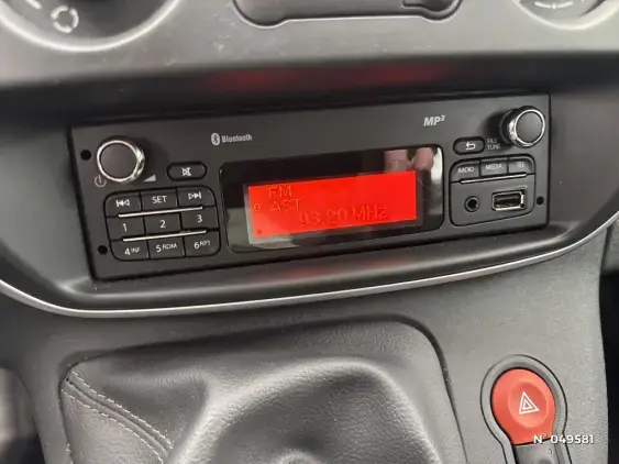 RENAULT KANGOO EXPRESS II - voiture d'occasion - Photo 26