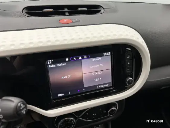 RENAULT TWINGO III - voiture d'occasion - Photo 13