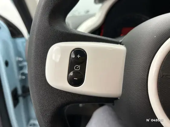 RENAULT TWINGO III - voiture d'occasion - Photo 26