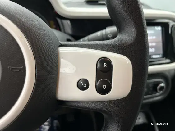 RENAULT TWINGO III - voiture d'occasion - Photo 27