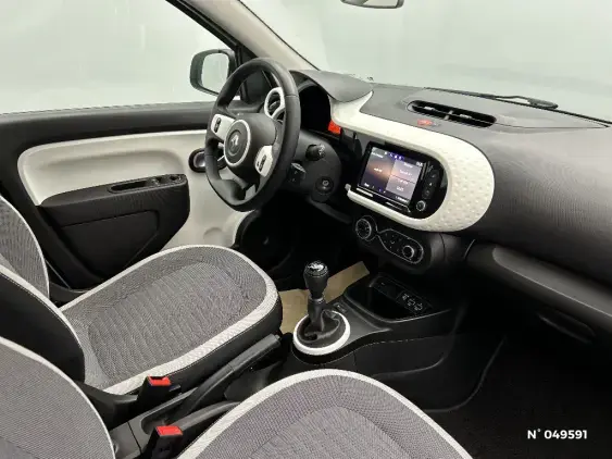 RENAULT TWINGO III - voiture d'occasion - Photo 10