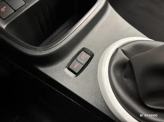 RENAULT TWINGO III - voiture d'occasion - Photo 22