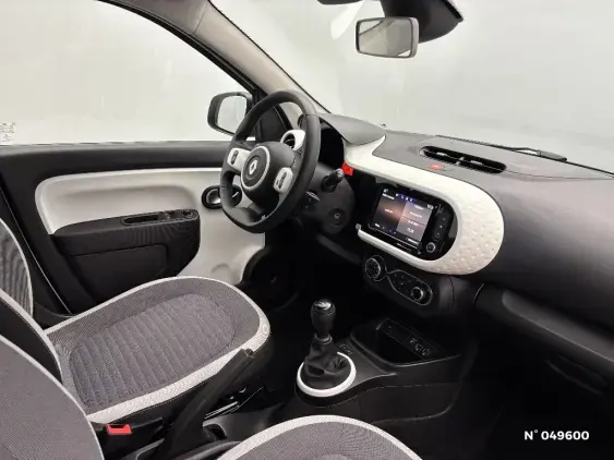 RENAULT TWINGO III - voiture d'occasion - Photo 10