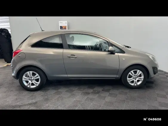 OPEL CORSA - voiture d'occasion - Photo 5