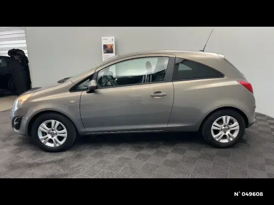 OPEL CORSA - voiture d'occasion - Photo 2