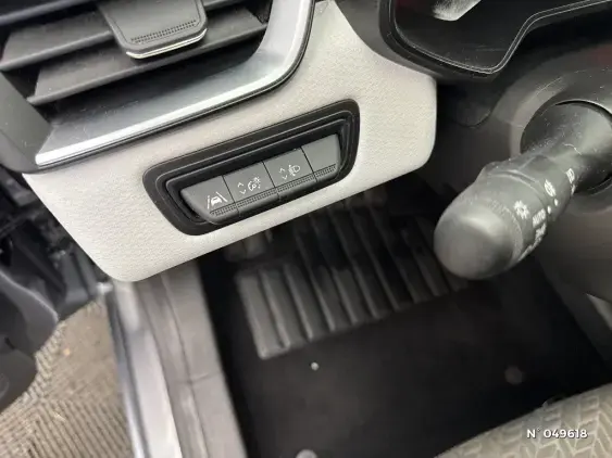 RENAULT CLIO V - voiture d'occasion - Photo 15