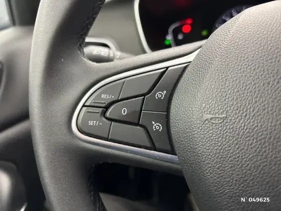 RENAULT MEGANE IV - voiture d'occasion - Photo 24