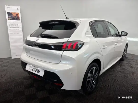PEUGEOT 208 II - voiture d'occasion - Photo 4